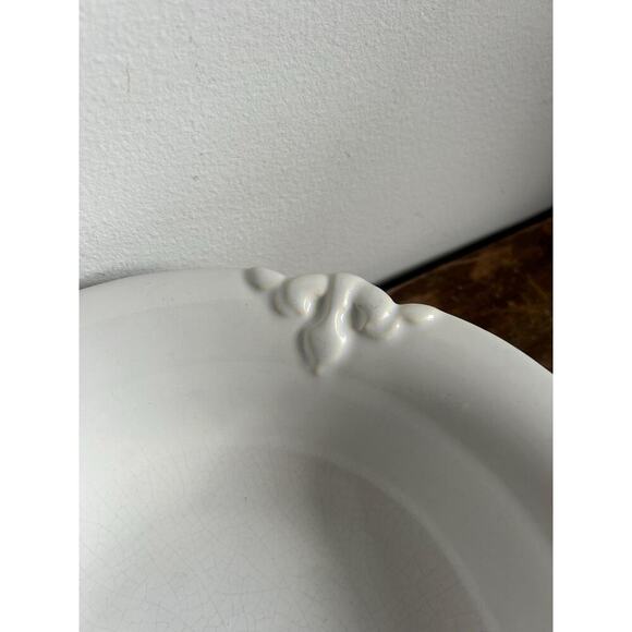 Vintage Royal Haeger Potteries 10" White Serving Bowl #3055 | Serving Dish - Picture 3 of 4